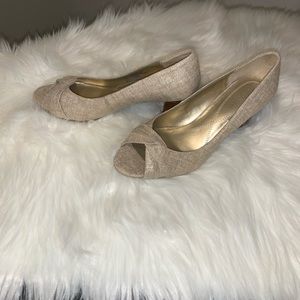 Naturalizer Beige Metallic